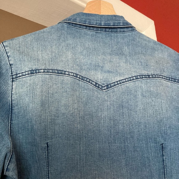 CHIQLE LIGHTBLUE WESTERN POINTED YOKES DENIM SHIRT - Picture 6 of 7